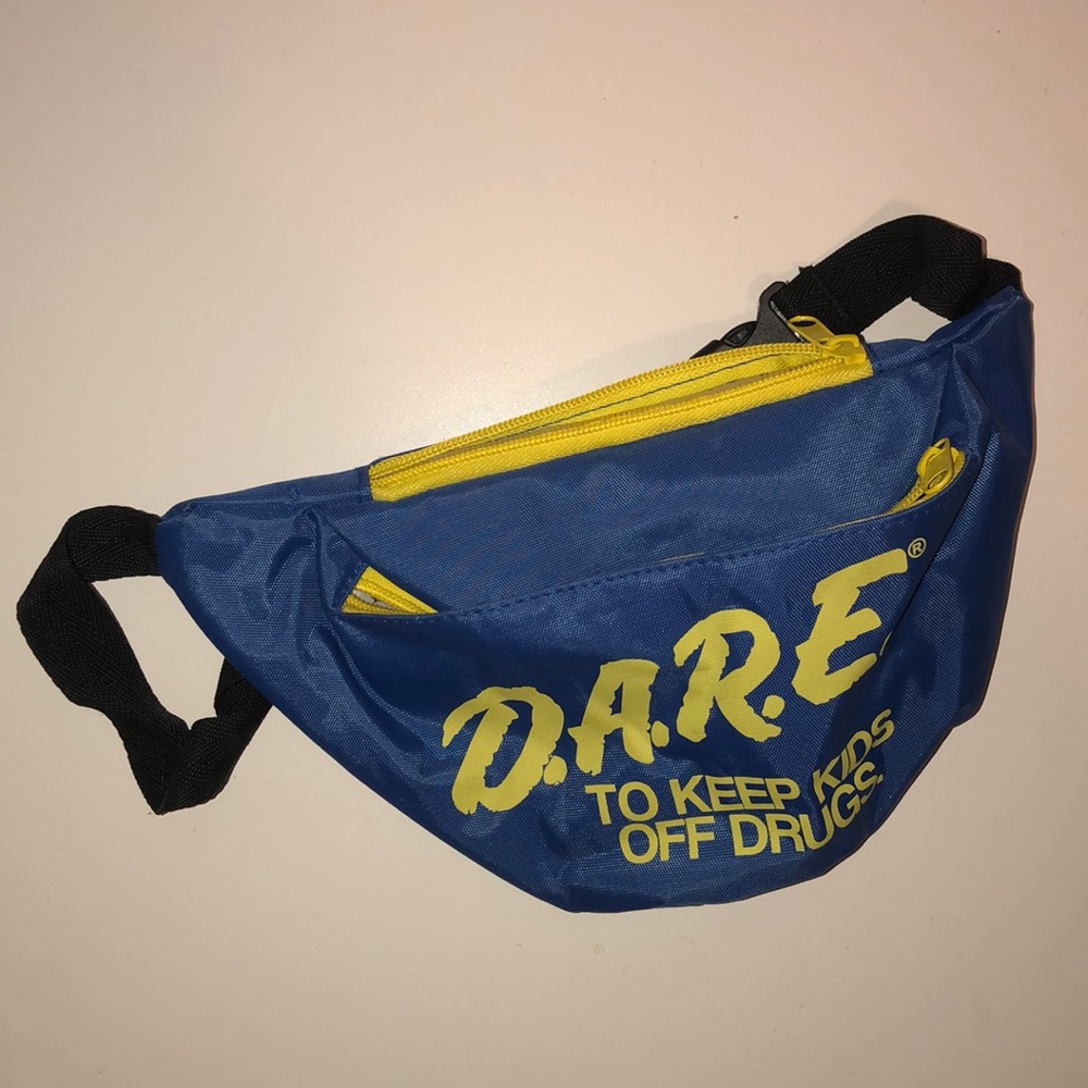 Fanny pack DARE